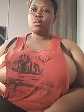 Sexy-queen99xx live cam on StripChat