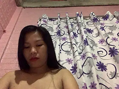 Cleo17 live cam on StripChat