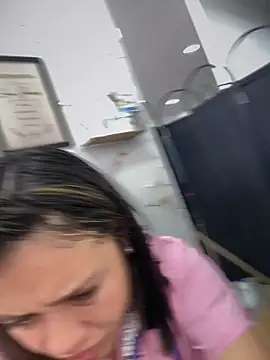 Melany-1 live cam on StripChat