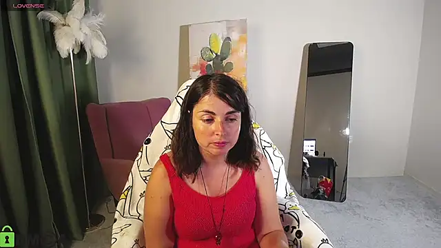 MartaEdams live cam on StripChat