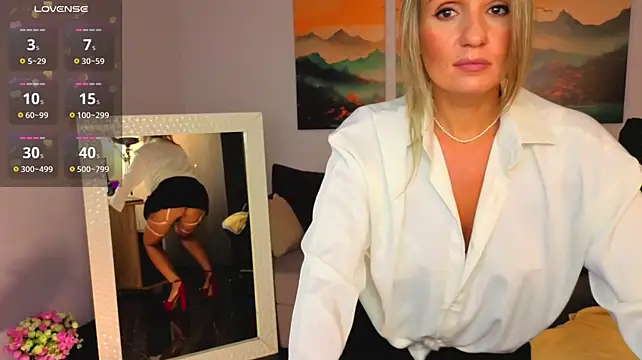 Alisa_Allisen live cam on StripChat