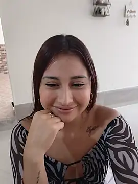 JuliettaArlet live cam on StripChat