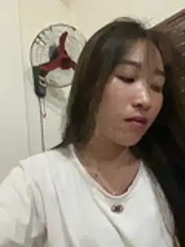 oneyou_400 live cam on StripChat