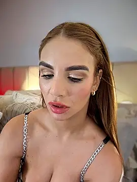 Lia_Brooks