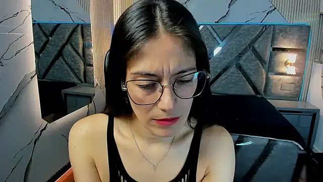 AnnyMilet_