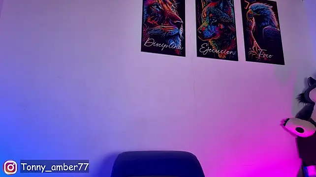 Amber77__ live cam
