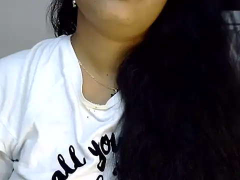 Muskan_Jha live cam on StripChat