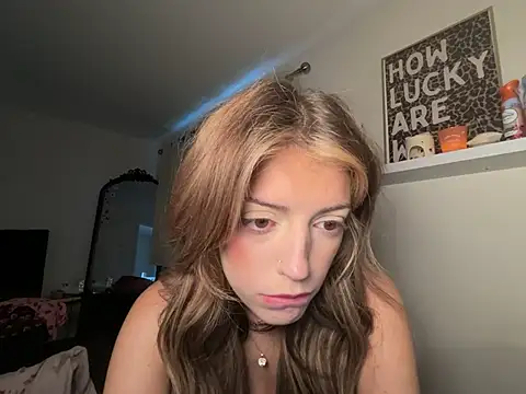leahlegsterx live cam on StripChat