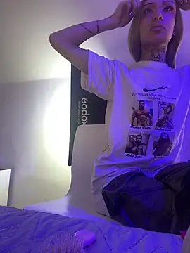MadisonWood01 live sex cam
