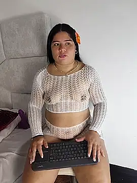 elizawiliamst live webcam
