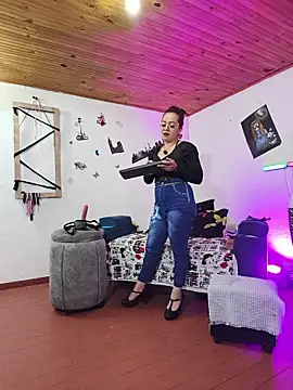 keila_j webcam