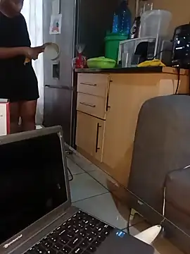 Mmatshi live cam on StripChat