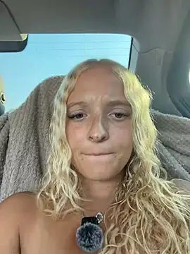 sophie_cute06 (G young) - Stranger massiert meine Brüste