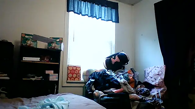 starlight1983 live cam on StripChat