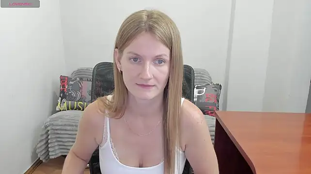 Alisha_Skyes live cam on StripChat