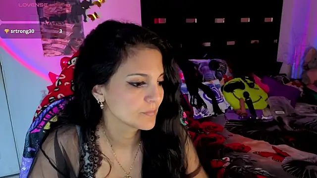BasmaHernandez live cam on StripChat