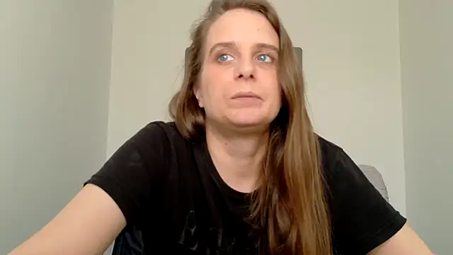 Chantalee live cam on StripChat