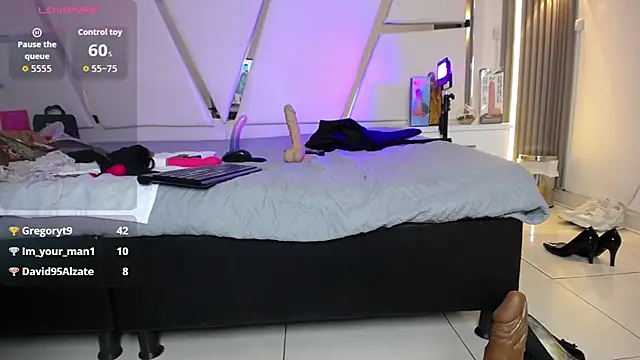 chloe__Jones_ live cam on StripChat
