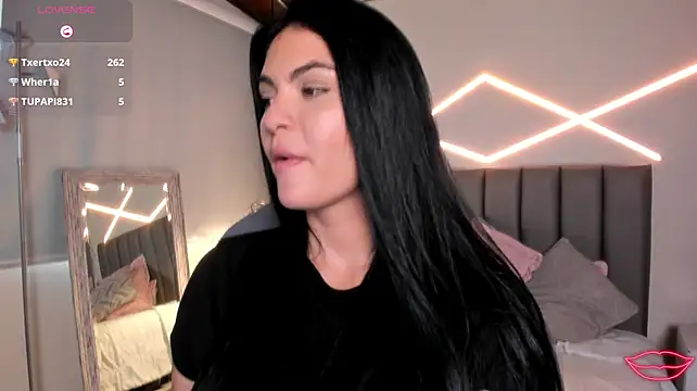 Veronicalanx1 live cam on StripChat