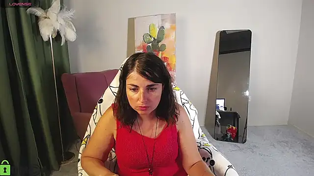 MartaEdams live cam on StripChat