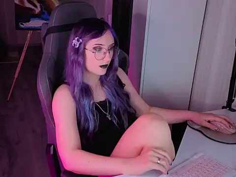violet-siren-x live cam on StripChat