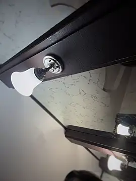 Motherbigbus live cam on StripChat