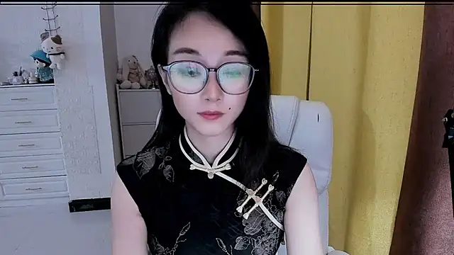 NIAN-er live cam on StripChat