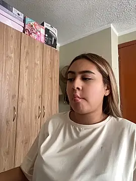 Miabonnett_ live cam on StripChat