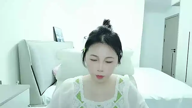 Sunset_glow live cam on StripChat