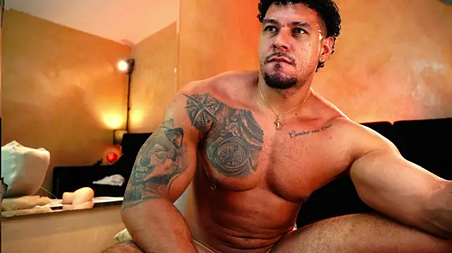 MassimoWalton2 live cam on StripChat