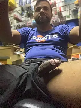 Sheik_z_o live cam on StripChat