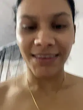 KathLovee live cam on StripChat