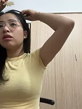 Babybooo01_ webcam