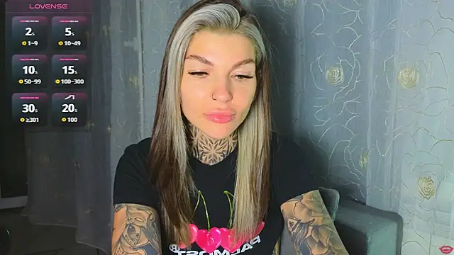 tattooedBabyy live webcam