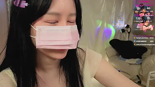 Webcam en directo de la tetona 2hyun__KOREA