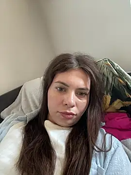 CurlyLara live sex cam