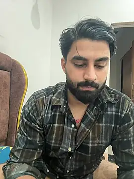 Royalboy_03's live cam