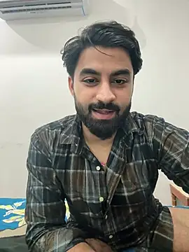 Royalboy_03's live cam