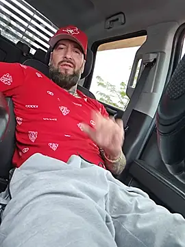 Beardedtattood live cam on StripChat