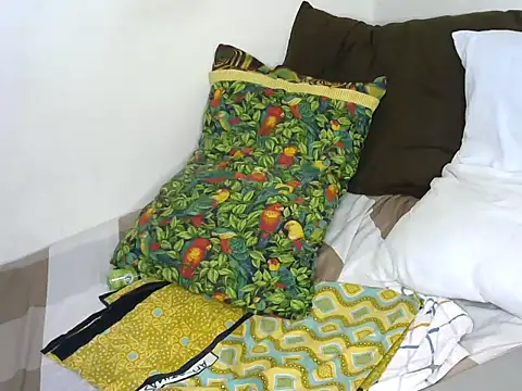 sexyfineass29 webcam