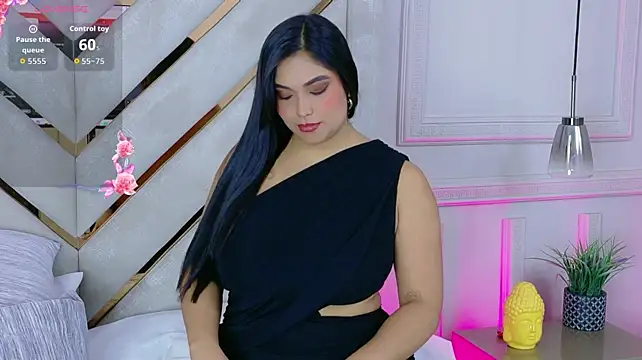 Kendall-Moll live cam on StripChat
