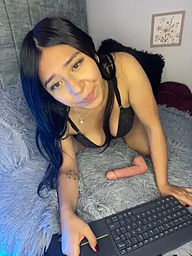 MaraBiker live cam on StripChat