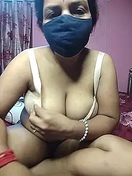 Rashilii_Bhabi live sex cam
