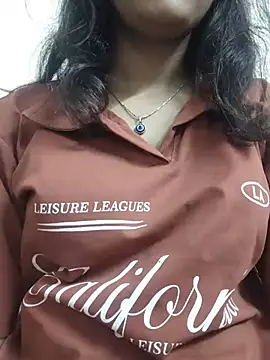 Ritika_jha01 live cam on StripChat