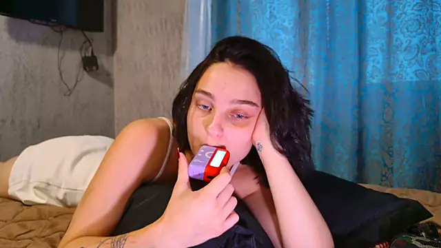 JuliDavo live cam on StripChat