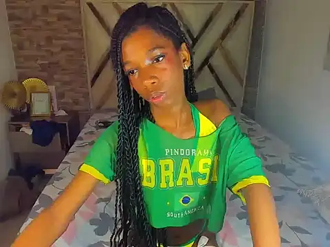 Little_ebonyx live cam on StripChat