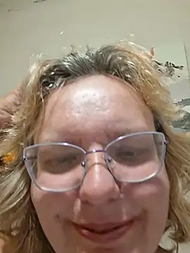 SonyaMarmeladx live cam on StripChat