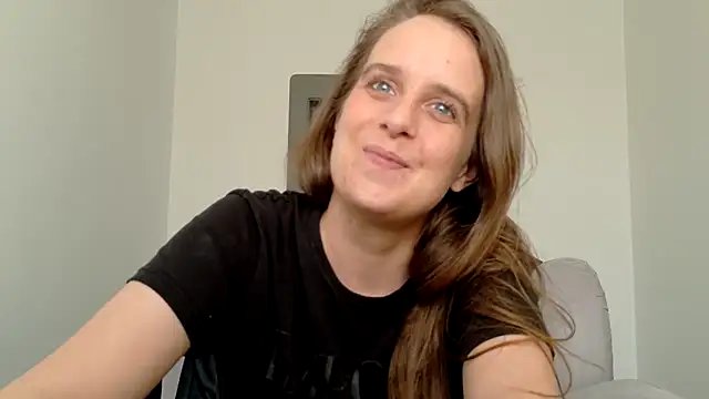 Chantalee live cam on StripChat