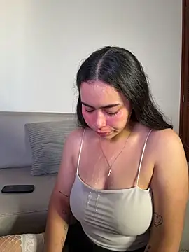 SophieRoyals webcam
