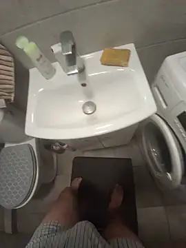 948197